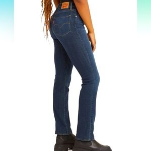 Levi's 724 high rise straight jeans